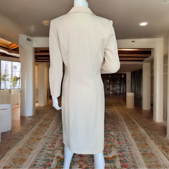 B DARLIN CREAM FORMAL SINGLE BREASTED LONG COAT. JUNIORS SIZE 7/8 - Picture 2 of 8